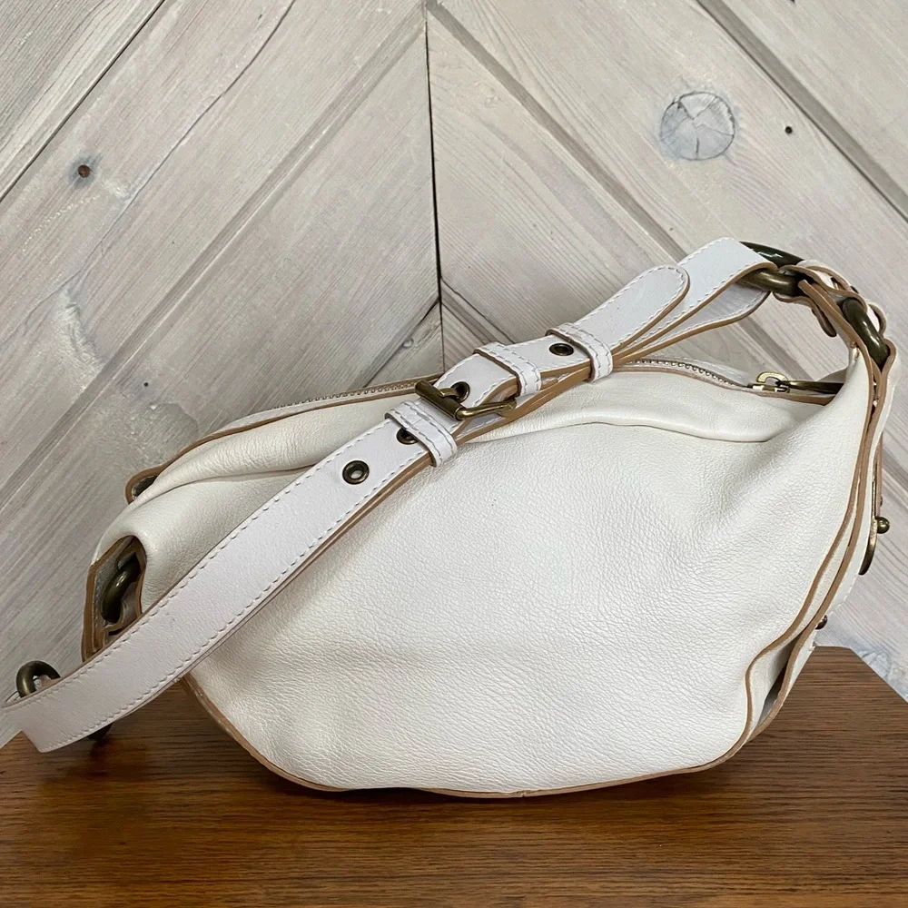Marc Jacobs Off White Leather Shoulder Bag Made in Iltaly - Picture 5 of 16